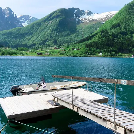 Alpesi faház Esefjord By Interhome