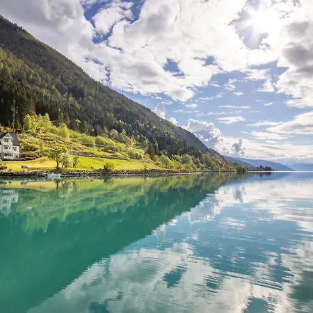 Esefjord By Interhome シャレー