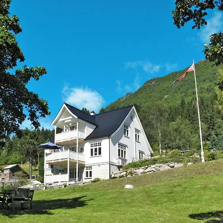 Esefjord By Interhome Шале Балестранд