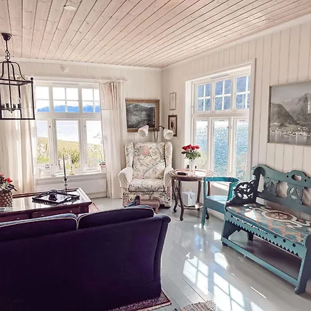 Esefjord By Interhome בקתה